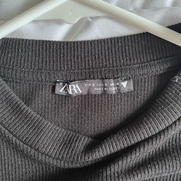 Cropped Black Shirt - Picture 3 of 3